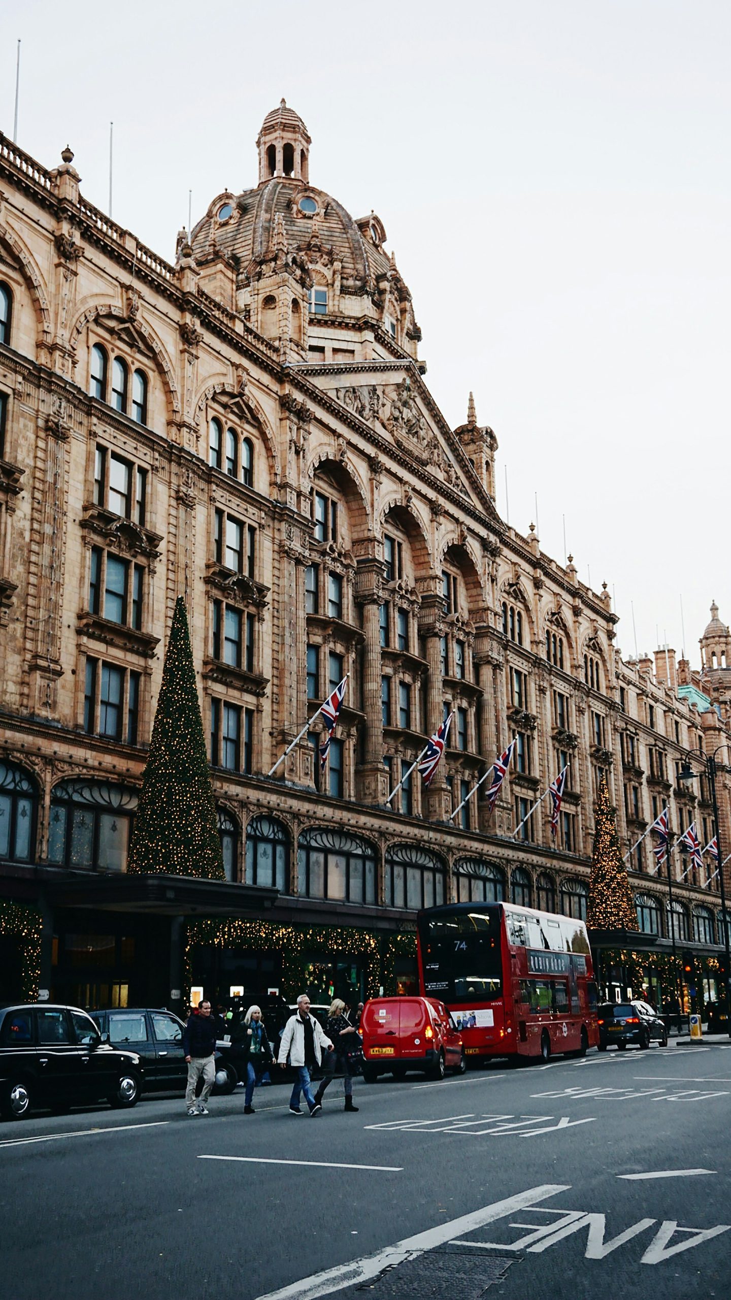 colour photo of Harrods reference mohammed al fayed rape accusation taylor hampton solicitors class action