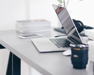 Photo of office desk for skilled worker visa article