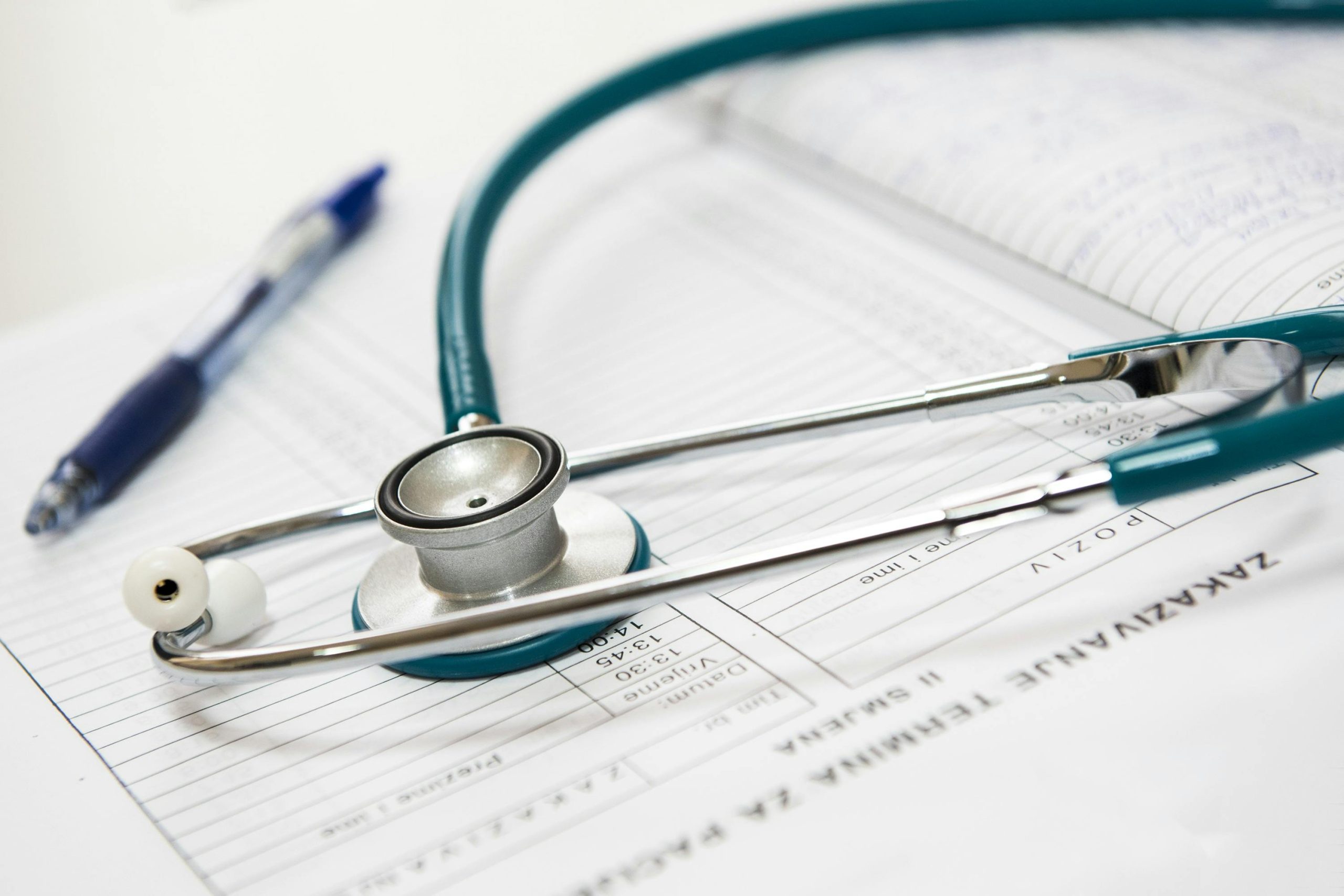 Medical Negligence Taylor Hampton Solicitors photo of doctor's stethescope
